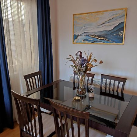 Neviasta Apartment スモーリャン エクステリア 写真
