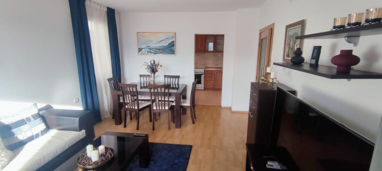 Neviasta Apartment スモーリャン エクステリア 写真